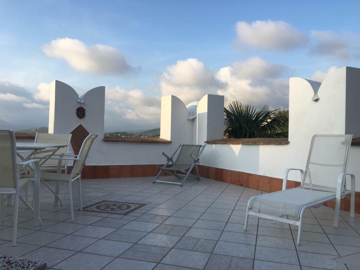 L'Antica Torre Del Porto Villa Trogir Exterior foto