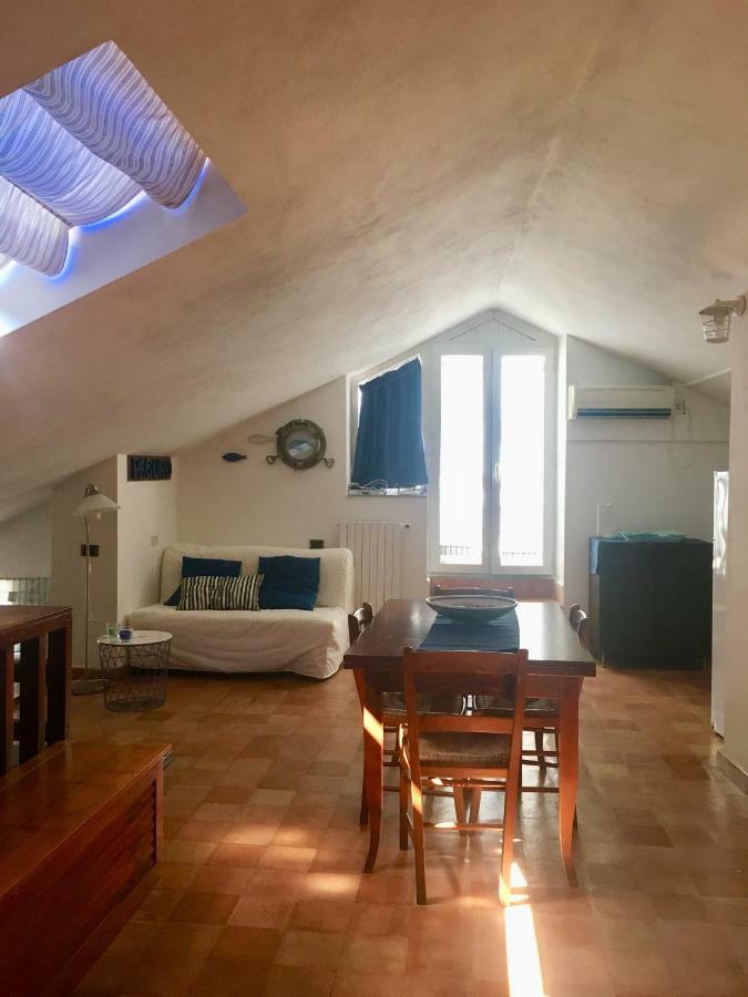 L'Antica Torre Del Porto Villa Trogir Exterior foto