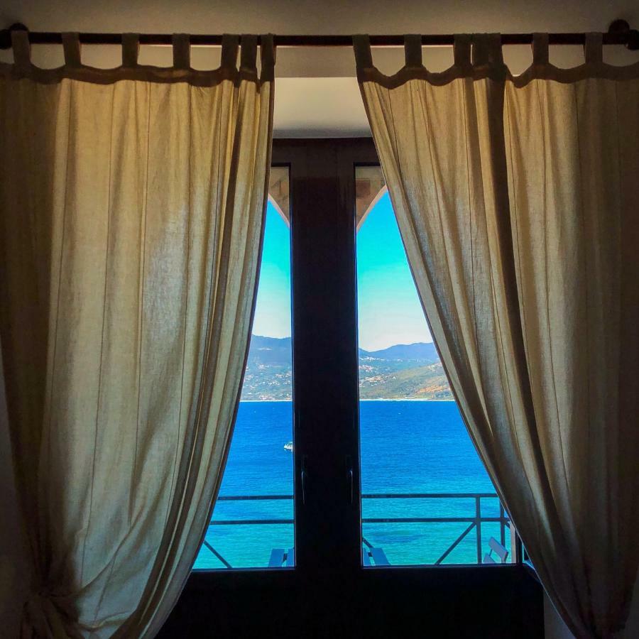 L'Antica Torre Del Porto Villa Trogir Exterior foto